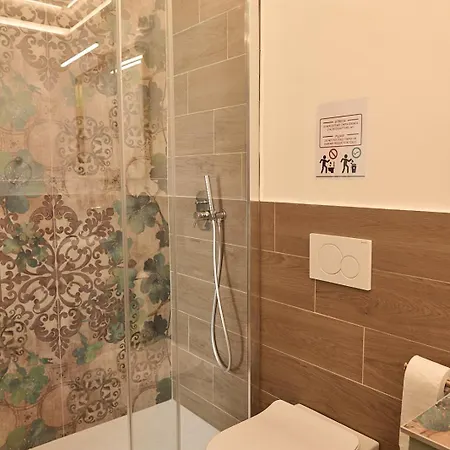 Bellaroma Navona Pensión 4*